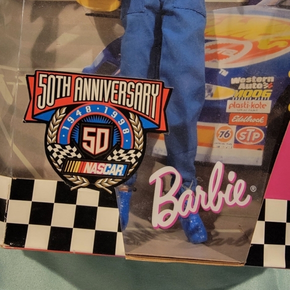 Barbie 50th Anniversary - Picture 4 of 6